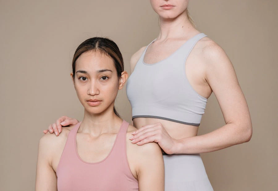 Nylon vs Polyester Activewear Fabric Comparison for B2B Buyers